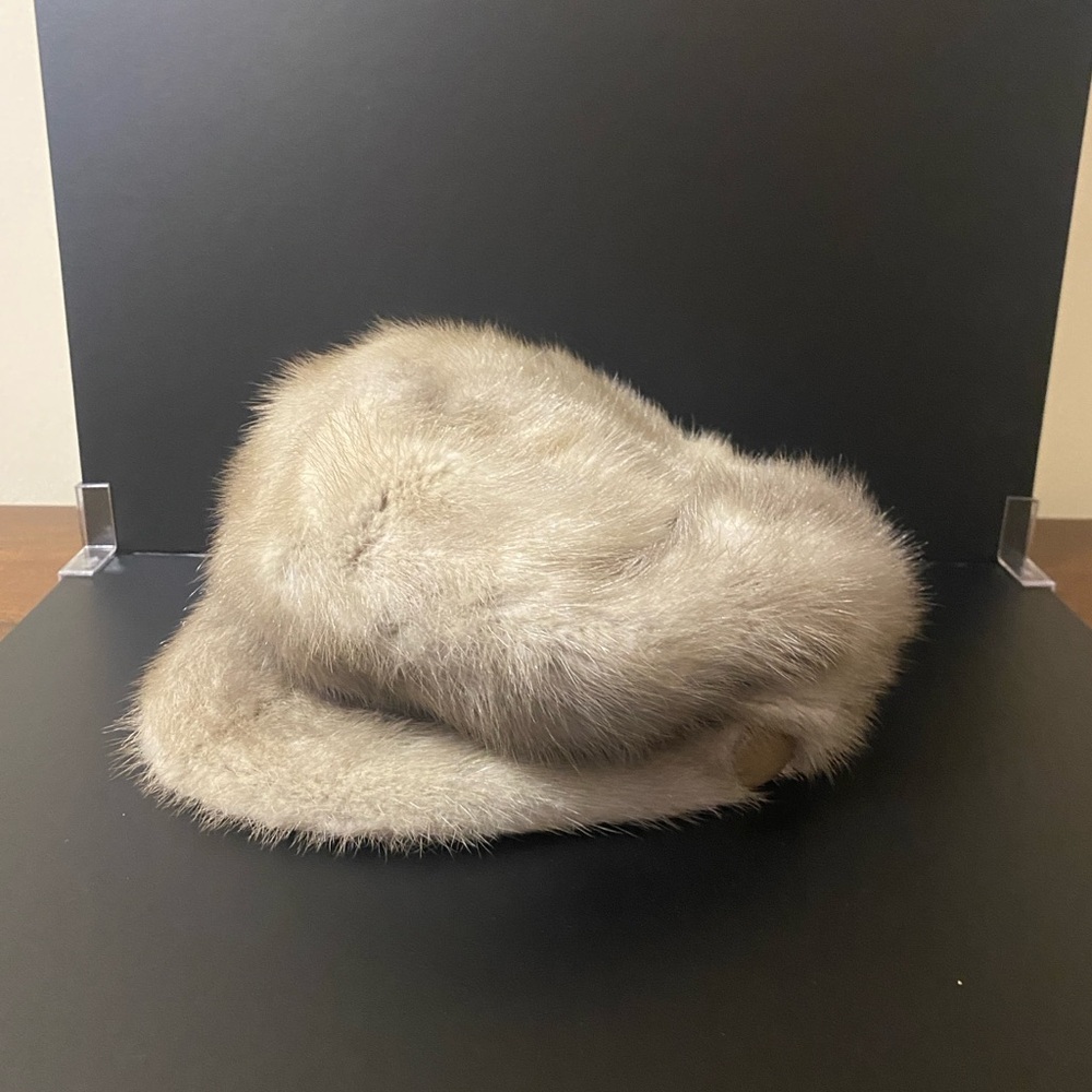 Kates Boutique Hat - Vintage - Genuine Fur
